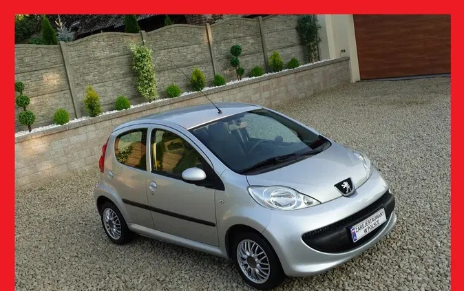 peugeot Peugeot 107 cena 8900 przebieg: 200000, rok produkcji 2006 z Janikowo